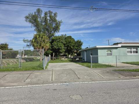 1688 W 10th Street, Riviera Beach FL - photo 23 of 25