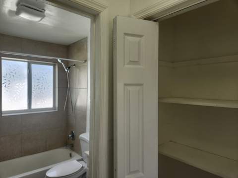 1688 W 10th Street, Riviera Beach FL - photo 13 of 25