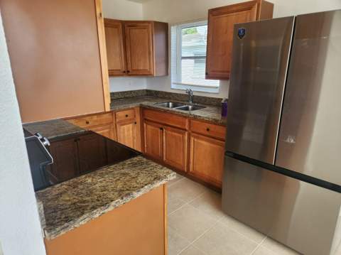 1688 W 10th Street, Riviera Beach FL - photo 7 of 25