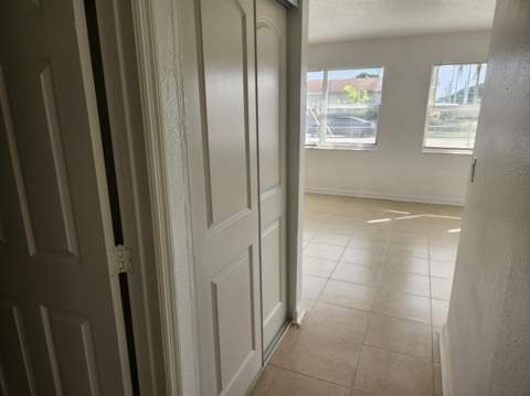 1688 W 10th Street, Riviera Beach FL - photo 9 of 25