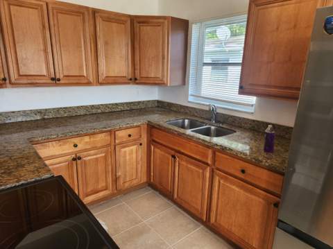 1688 W 10th Street, Riviera Beach FL - photo 8 of 25