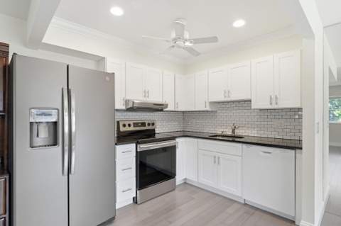 226 Seville Boulevard, Delray Beach FL - photo 6 of 21