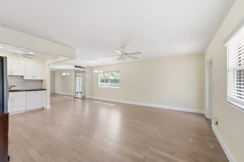 1 bedroom Condominium at 226 Seville Boulevard, Kings Point Seville Condos, Delray Beach — photo 4