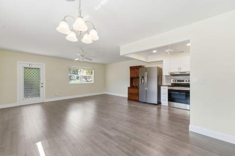 226 Seville Boulevard, Delray Beach FL - photo 8 of 21