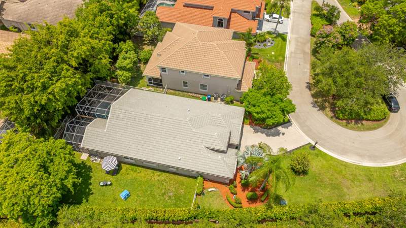 3 bedroom Single Family Residence at 11972 Glenmore Drive, Eagle Trace / The Hamptons, Coral Springs — photo 2
