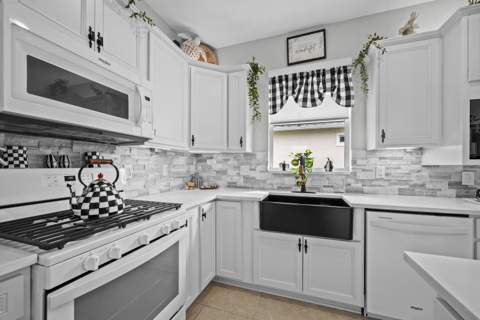 12896 SW Gingerline Drive, Port St. Lucie FL - photo 10 of 59