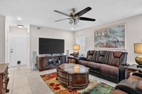 6161 NW 44th Terrace, Coconut Creek FL - photo 8 of 35