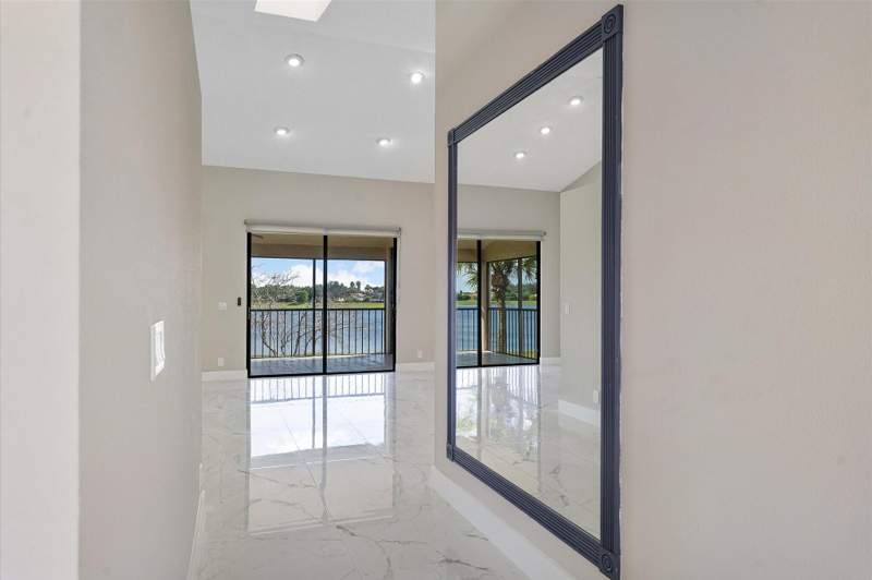 2 bedroom Condominium at 10890 Lakemore Lane #Unit 201, Gardens Of Sweetwater Condos, Boca Raton — photo 5