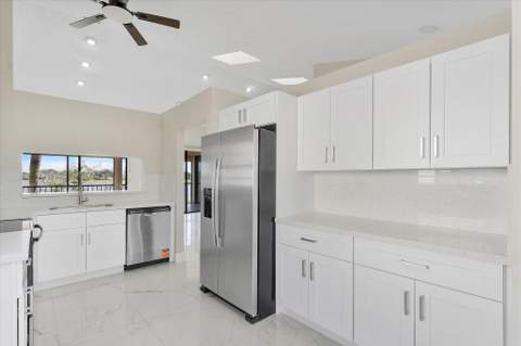 10890 Lakemore Lane #Unit 201, Boca Raton FL - photo 14 of 47