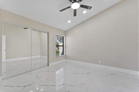 10890 Lakemore Lane #Unit 201, Boca Raton FL - photo 18 of 47