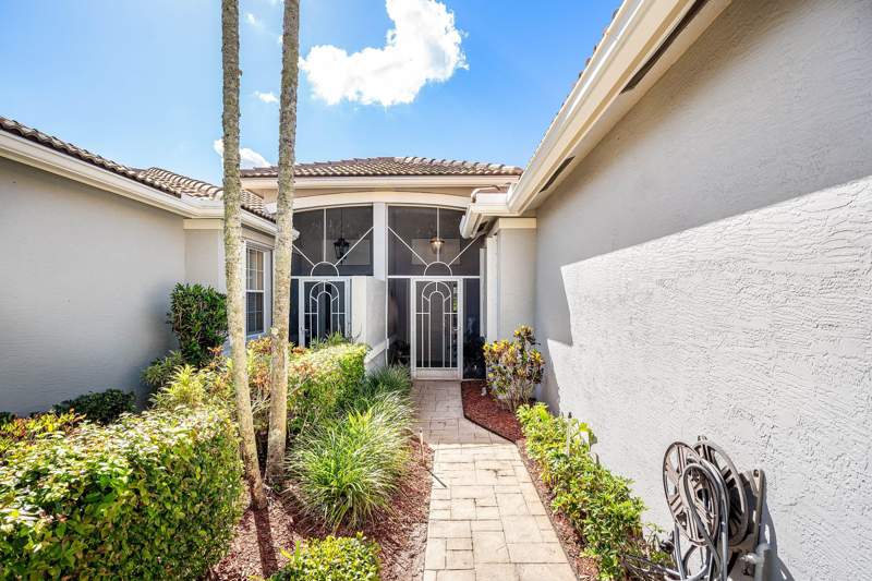3 bedroom Villa at 10649 Royal Caribbean Circle, Majestic Isles, Boynton Beach — photo 4