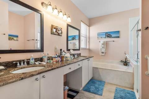 10649 Royal Caribbean Circle, Boynton Beach FL - photo 22 of 42