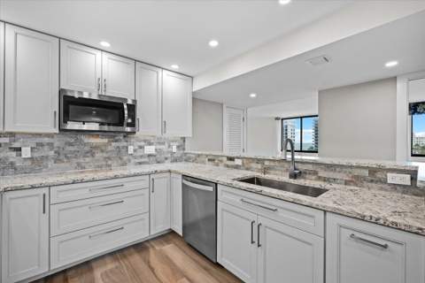 911 Ocean Drive #601, Juno Beach FL - photo 15 of 39