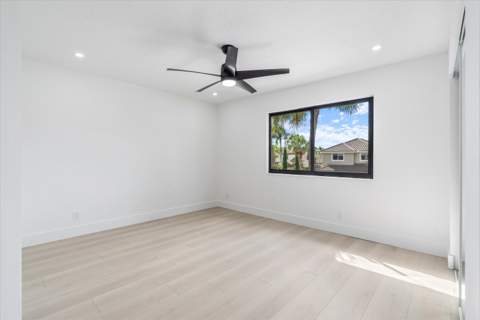 19628 Biscayne Bay Drive, Boca Raton FL - photo 23 of 37