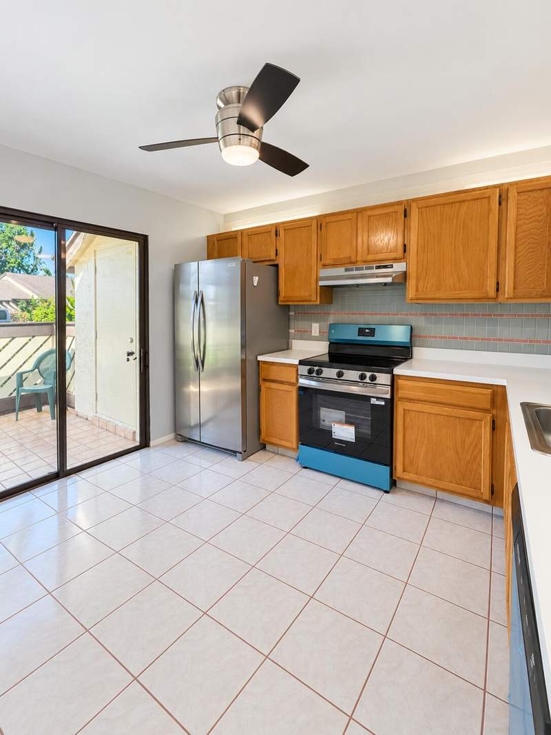 2 bedroom Townhouse at 109 Roselle Court, Strathmore Gate I Unit Two, Royal Palm Beach — photo 4