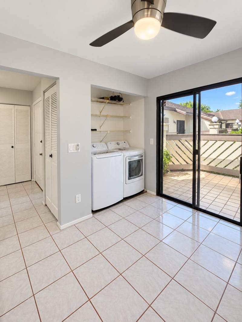 2 bedroom Townhouse at 109 Roselle Court, Strathmore Gate I Unit Two, Royal Palm Beach — photo 5