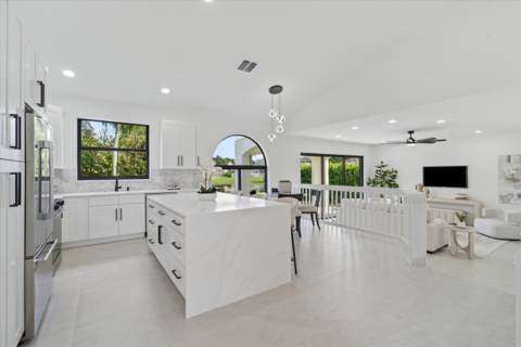 19628 Biscayne Bay Drive, Boca Raton FL - photo 6 of 37
