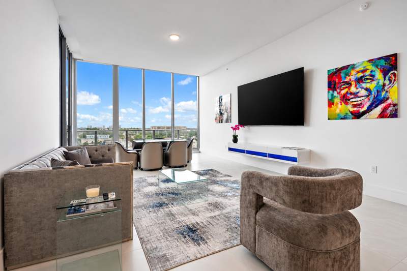 2 bedroom Condominium at 220 Lake Shore Drive #621, Nautilus 220 Condominium, Lake Park — photo 2