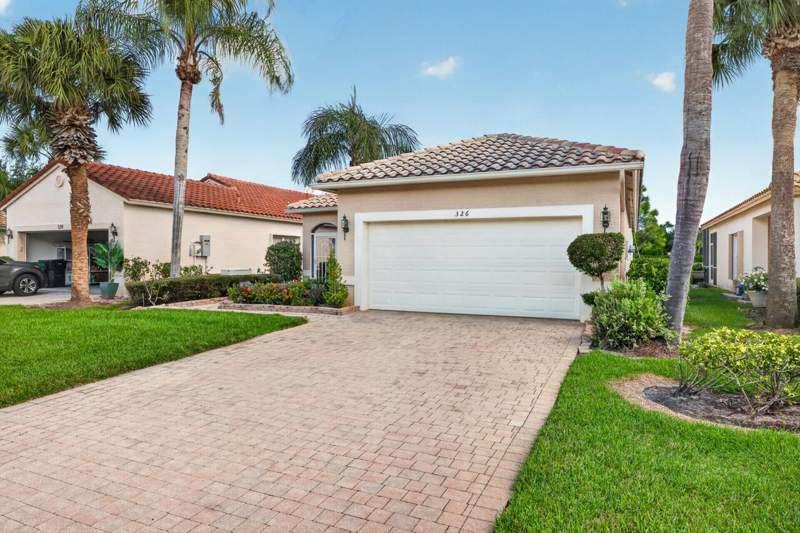 2 bedroom Single Family Residence at 326 NW Treeline Trace, Casades At St Lucie West Phase 3, Port St. Lucie — photo 2