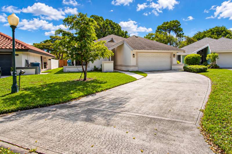 3 bedroom Single Family Residence at 6708 Sweet Maple Lane, Vista Verde Sec 2, Boca Raton — photo 3