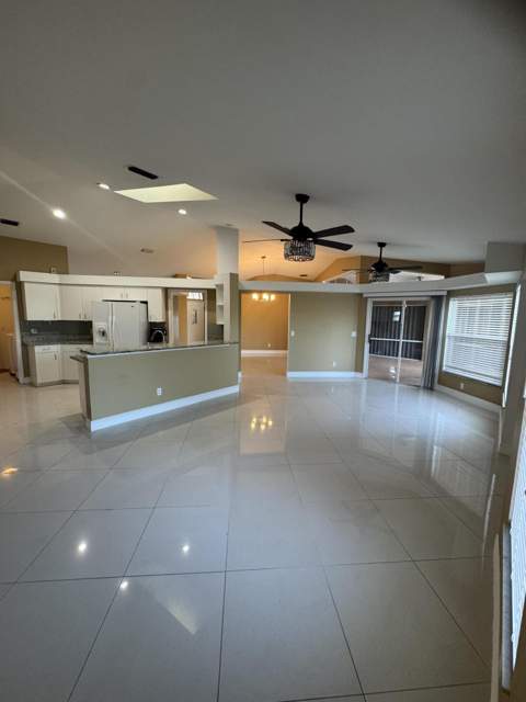591 NW Grenada Street, Port St. Lucie FL - photo 8 of 36