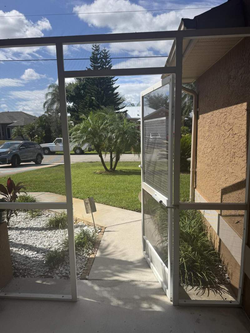 4 bedroom Single Family Residence at 591 NW Grenada Street, Port St Lucie Section 25, Port St. Lucie — photo 3