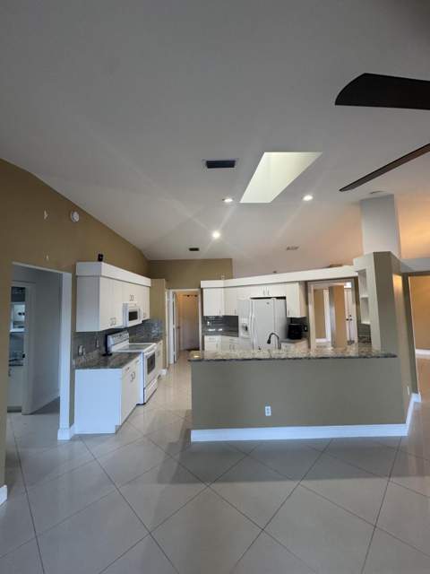 591 NW Grenada Street, Port St. Lucie FL - photo 7 of 36