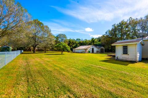 6397 Peterson Road, Fort Pierce FL - photo 12 of 21