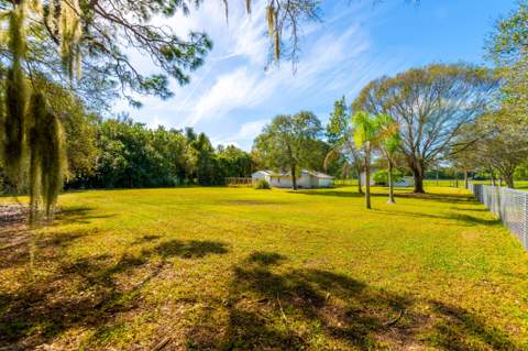 6397 Peterson Road, Fort Pierce FL - photo 13 of 21