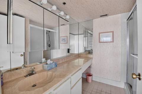 7260 Kinghurst Drive #404, Delray Beach FL - photo 21 of 86