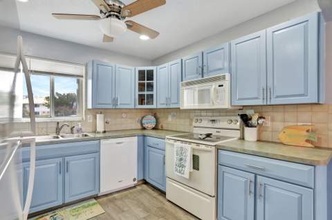 999 N Riverside Drive #3, Pompano Beach FL - photo 8 of 15