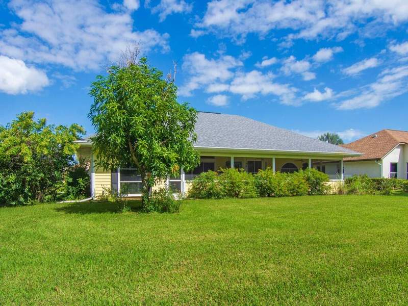2 bedroom Single Family Residence at 4375 Gator Trace Lane, Gator Trace Subdivision, Fort Pierce — photo 3