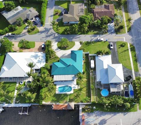 110 Shore Drive, Riviera Beach FL - photo 10 of 78