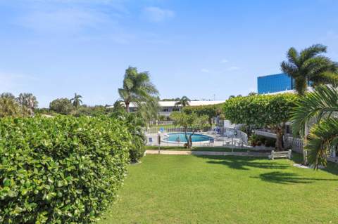 2170 NE 51st Court #B23, Fort Lauderdale FL - photo 22 of 31