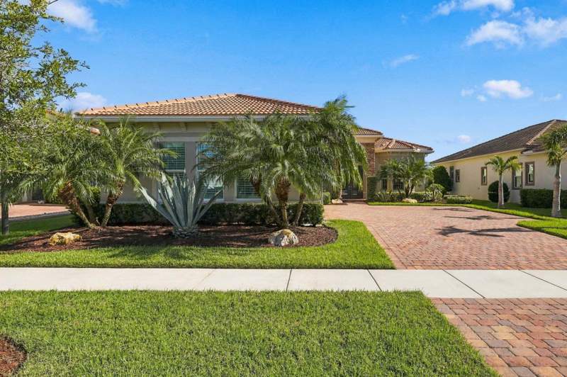 3 bedroom Single Family Residence at 21863 SW Tivolo Way, Verano Pud No. 1 Plat No. 17, Port St. Lucie — photo 3