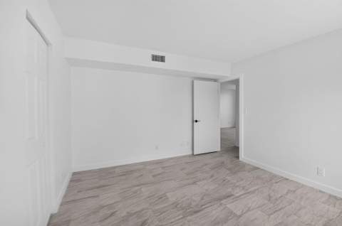 7145 Huntington Lane #408, Delray Beach FL - photo 24 of 86