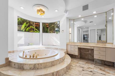 16740 Echo Hollow Circle, Delray Beach FL - photo 22 of 76