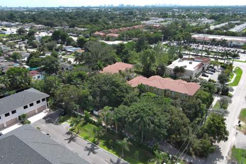 4696 SW 32nd Avenue, Dania Beach FL - photo 13 of 16