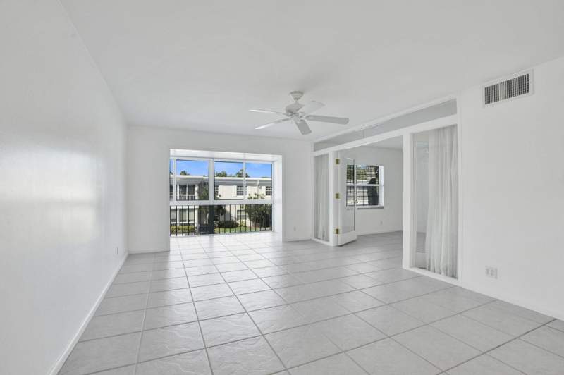 2 bedroom Condominium at 6469 Bay Club Drive #3, Bay Colony Club Condo, Fort Lauderdale — photo 4