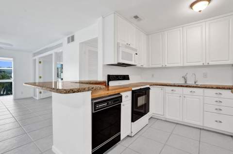 6469 Bay Club Drive #3, Fort Lauderdale FL - photo 8 of 49