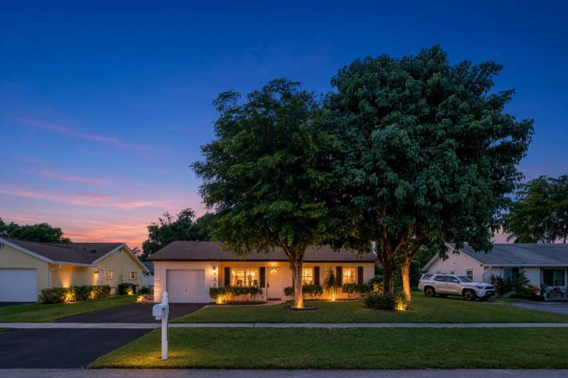 3 bedroom Single Family Residence at 19323 Liberty Road, American Homes At Boca Raton 4, Boca Raton — photo 2