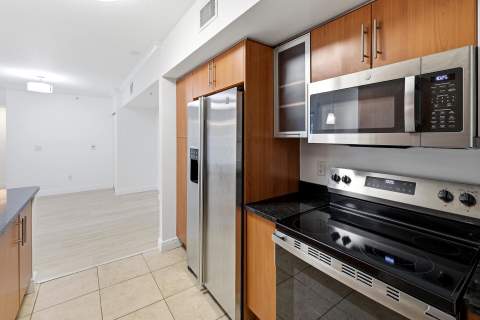 600 S Dixie Highway #558, West Palm Beach FL - photo 12 of 28