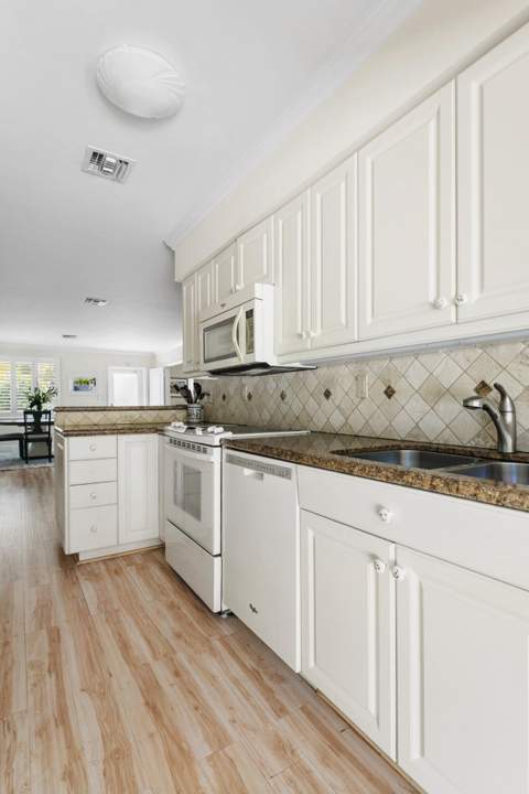 2607 SE 21st Street, Fort Lauderdale FL - photo 14 of 37