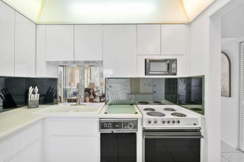 1889 S Ocean Drive #203, Hallandale Beach FL - photo 6 of 26