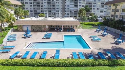 1889 S Ocean Drive #203, Hallandale Beach FL - photo 22 of 26