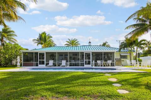110 Shore Drive, Riviera Beach FL - photo 20 of 78