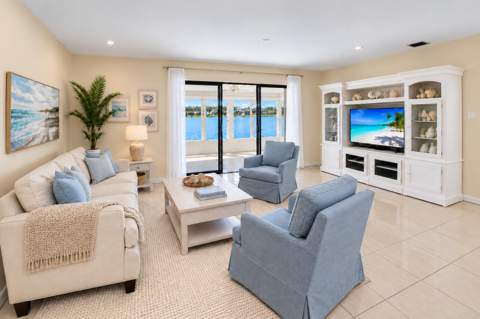 5537 Mirror Lakes Boulevard, Boynton Beach FL - photo 18 of 43
