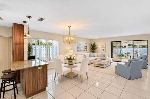 5537 Mirror Lakes Boulevard, Boynton Beach FL - photo 12 of 43