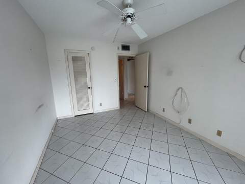 4006 Farnham #4006, Deerfield Beach FL - photo 12 of 32