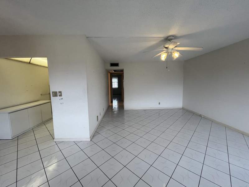 2 bedroom Condominium at 4006 Farnham #4006, Farnham N Condo, Deerfield Beach — photo 3